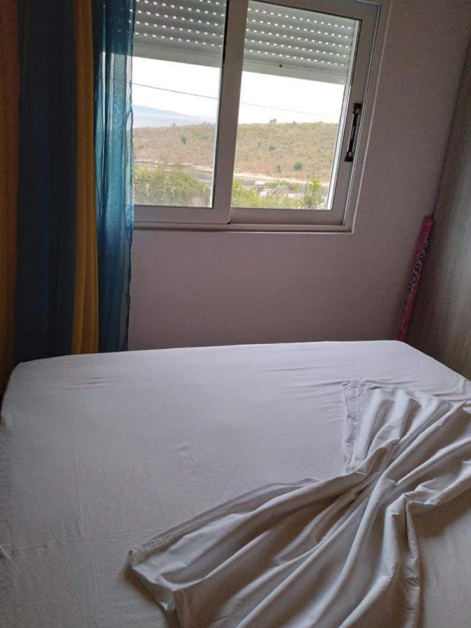 Condo Rooms Saranda Extérieur photo
